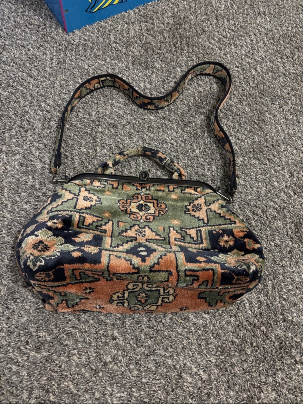 Carpet Bags England silkie vintage abstract snap closure boho shoulder bag purse